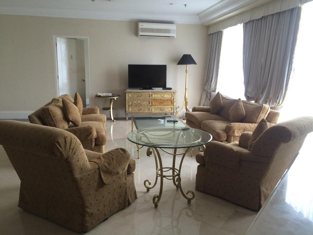 Batavia Hotel & Serviced Apartments Jakarta Eksteriør billede