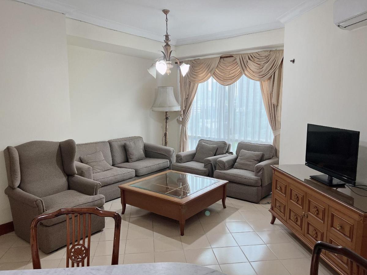 Batavia Hotel & Serviced Apartments Jakarta Eksteriør billede