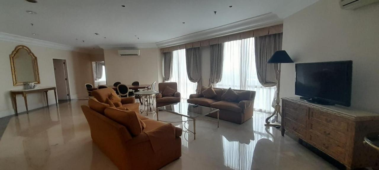 Batavia Hotel & Serviced Apartments Jakarta Eksteriør billede