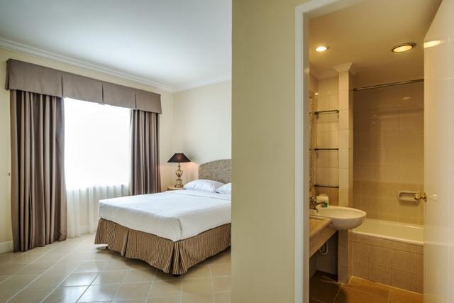 Batavia Hotel & Serviced Apartments Jakarta Eksteriør billede