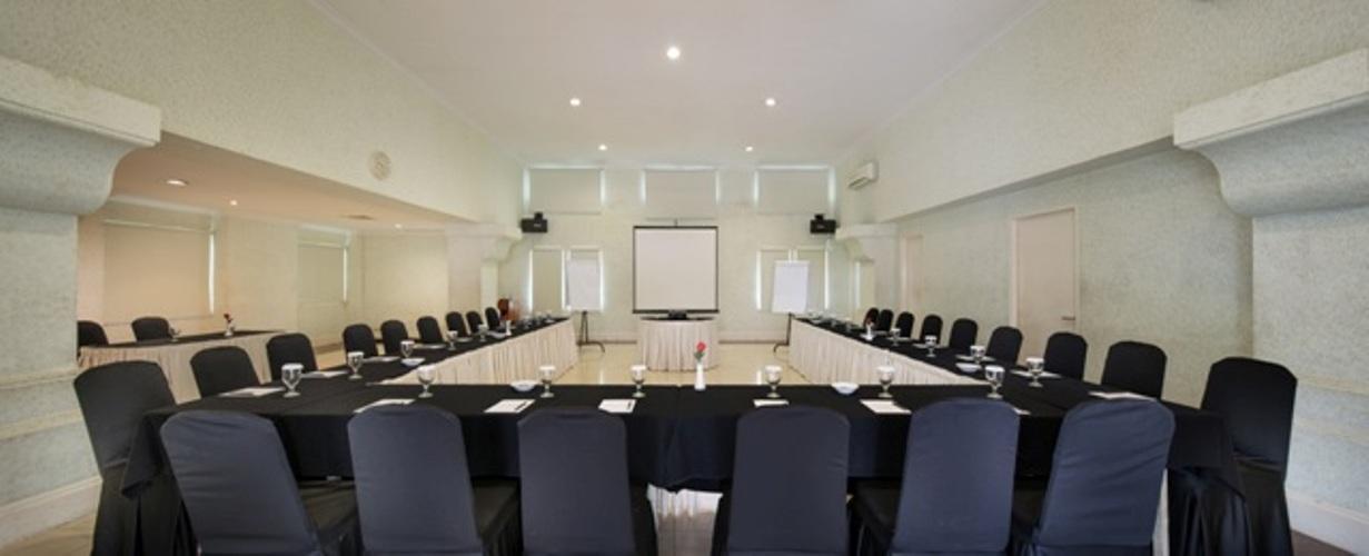 Batavia Hotel & Serviced Apartments Jakarta Eksteriør billede